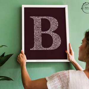 Letra B imprimible dibujada a mano, arte con letras de Borgoña, inicial decorativa, cartel descargable, monograma decorado, carta Art Nouveau ingeniosa