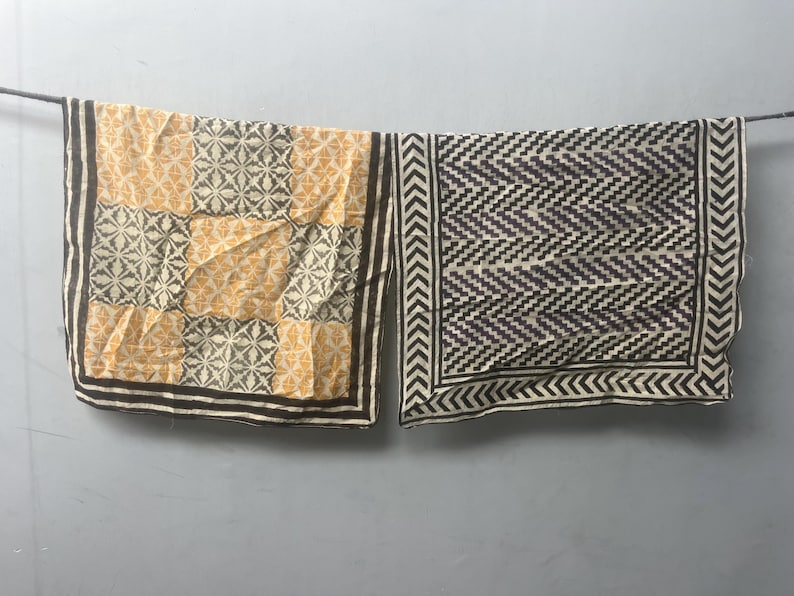 Handtryckt bomullsbandanaset, naturfärgad slips, ekologiska färger bild 3