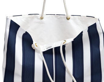 Nautical Weekender Bag, Coastal Getaway Bag, Beach Vacation Bag, Chic Overnight Bag, Weekender Bag