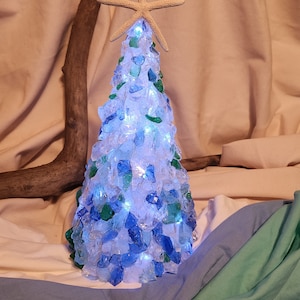 Seeglas-Baum mit Lichtern - Klar, Blau und Grün 33 cm