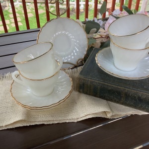 Vintage Anchor Hocking Fire King Cups and Saucers Set of Four/Kitchenware/ Home Decor
