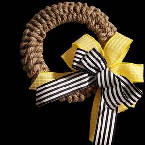 Nautical Jute Rope Wreath Wall Hanging Decorative Rope With Yellow Black Bow Minimalist Design Interior Wall Mini Door Wreath Door Craft image 5