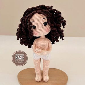 アミグルミかぎ針編み人形のベースパターン：長い巻き毛の茶色の髪（PDFパターン）