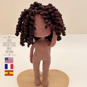 Patrón base para muñeca amigurumi de pelo rizado – Cuerpo de muñeca de crochet de pelo castaño rizado – Tutorial en PDF para muñeca afro de crochet (inglés, francés, español)