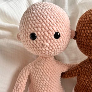No Sew Crochet Doll Base Pattern – Amigurumi Raggy Doll 18 Inch with Chenille Yarn, Large Rag Doll Body (PDF Pattern English)