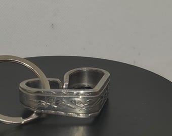 Cubiertos de acero con forma de corazón