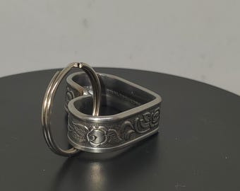 Cubiertos de acero con forma de corazón