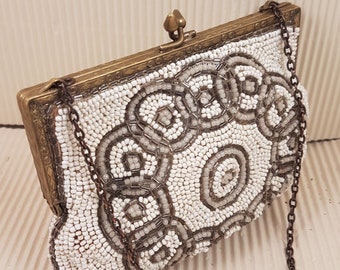 1950年代のバッグ プチポワン 花柄刺繍 ヴィンテージ - Etsy 日本