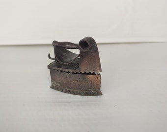 vintage pencil sharpener like iron espana