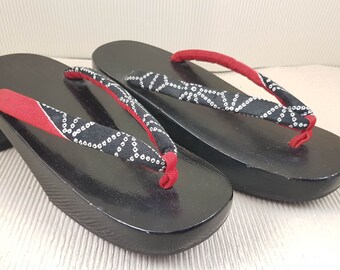 Vintage Japanese Setta Women's sandals black sakura pattern Japan shoes pre-owned kimono Zori Geta