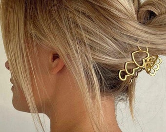 Barrette à cheveux cœur dorée | Accessoires pour cheveux avec motifs cœurs | Barrette en métal de haute qualité | Barrette dorée | Barrette extraordinaire