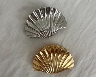 Shell hair clip | XXL shell hair clip | Trendy hair clip | Gold hair clip | Large hair clip | Silver hair clip
