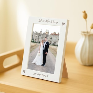 Wedding Photo Frame 7x5 | Gift for Newlyweds | Wedding Gift Idea | Mr & Mrs Picture Frame | Wedding Day Keepsake