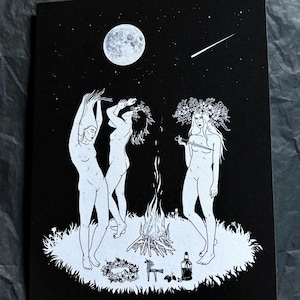 Milieu / Sorcières du solstice d'été / Sorcière païenne gothique d'horreur folklorique Danse divine des femmes / Impression d'art noir et blanc / Carte de voeux