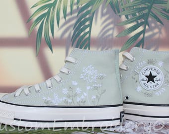 Wedding sneakers/ Valentine Gift/Embroidered Wedding Flowers Shoes Wedding Converse Converse Embroidered Flowers
