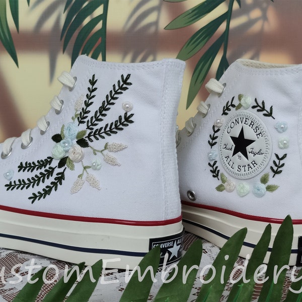 Wedding sneakers/ Valentine Gift/Embroidered Wedding Flowers Shoes Wedding Converse Converse Embroidered Flowers