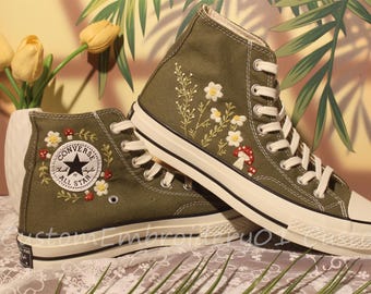 Custom Converse embroidered shoes Converse Chuck Taylor 1970s embroidered Daisy&Mushrooms Converse shoes Best wedding gift for her