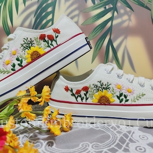Customized Low-top Converse Embroidered Sunflower Shoes Converse Chuck Taylor 1970s Embroidered Flower Converse Shoes Best Gift for Her