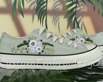 Customized Low-top Converse Embroidered Baby's Breath + Daisiesflower Shoes Converse Chuck Taylor 1970s Embroidered Best Gift for Her