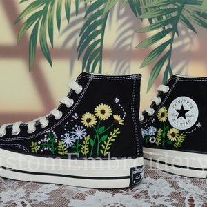 Low price Custom Converse Embroidered Shoes Converse Chuck Taylor 1970s Embroidered Bee&Daisy Converse Shoes Best Gift for Her
