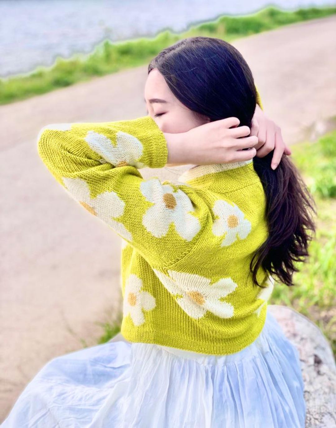 Blooming Daisy Jeogori • Knitting Pattern • Cardigan • Top Down