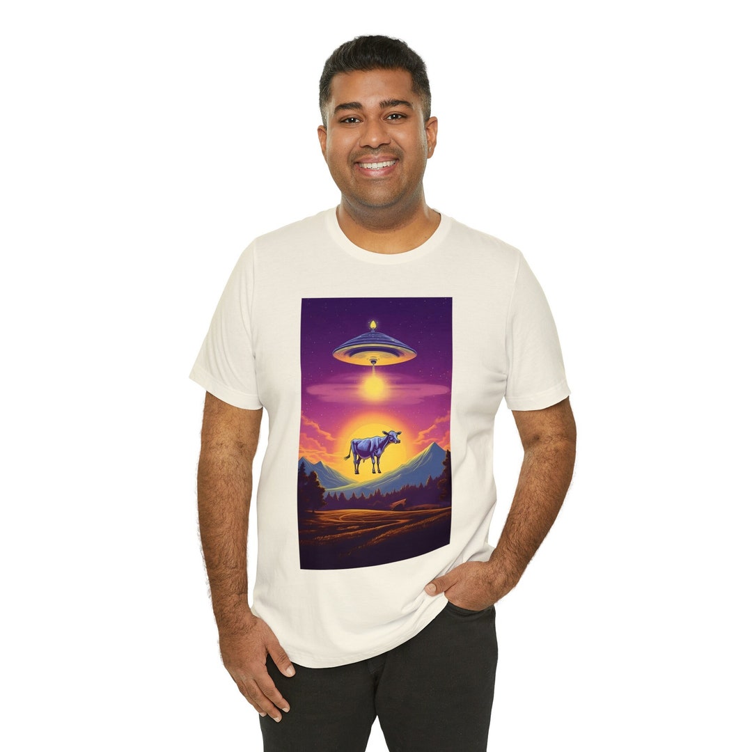 Alien Abduction T-shirt: UFO Cow Graphic Tee - Etsy
