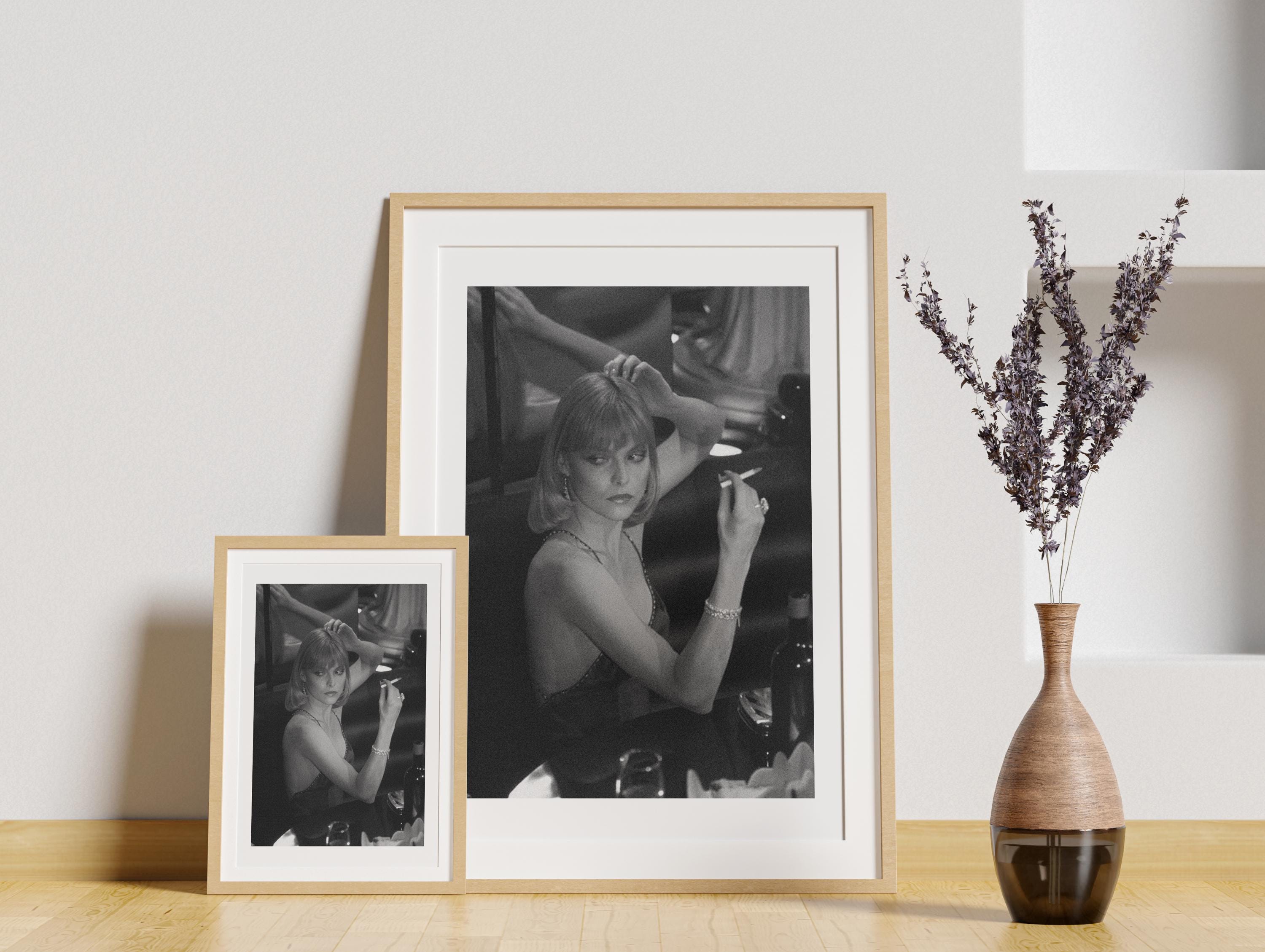 米国女優 ミシェル・ファイファー(Michell Pheiffer) 直筆サイン入り