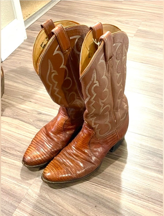Vintage Tony Lama Leather Cowboy Boots (Size 8D), 