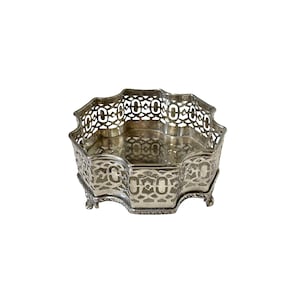 Vintage Silverplate Wine Coaster, International Silver Company Ornate Bottle Holder, Footed Filigree Barware, Elegant Wine Table Accessory