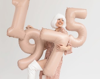 Globo grande beige con número (72 cm): Decoración para fiestas de género neutro