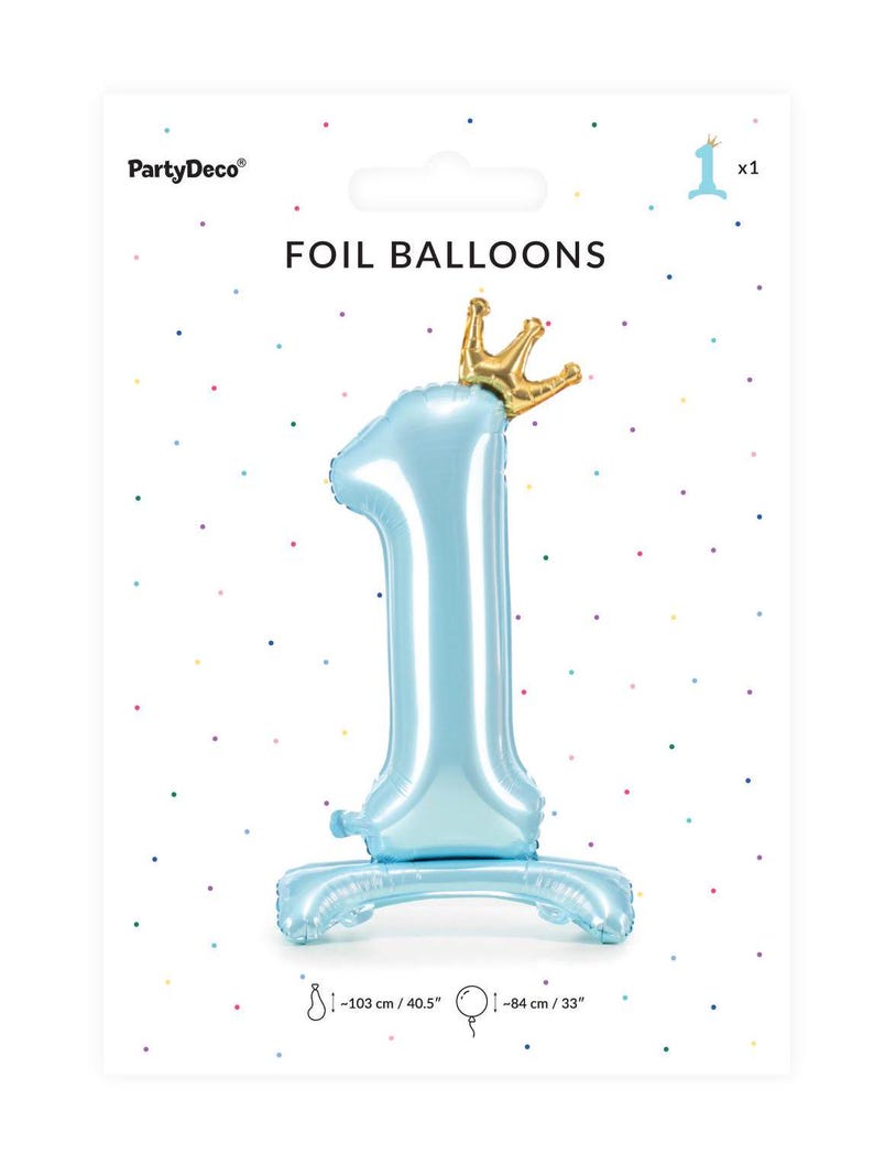 K&ouml;nnte beinhalten: Hellblauer Folienballon in Form der Zahl eins mit einer goldenen Krone oben drauf. Der Ballon ist 103 cm hoch und 84 cm breit.