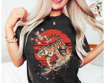 Graphic Tee shirt | Tiger Graphic Tee | Trendy Shirt for women | Vintage Style | Japanese Aesthetic Clothing | Oversized Style |Gift For Her
