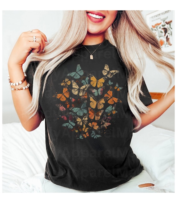 Butterfly TShirt, Vintage Shirt, Boho Style, Cottagecore, Butterflies T Shirt, sweet Butterflies, Gift for her, Buttefly lover, nature tee