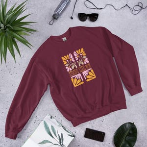 Mama-Sweatshirt – Blumenmuster | Retro Pullover - Stark wie Mama | Mama-Kleidung, Alles Gute zum Muttertag, Neue Mütter, Mutterschaftsgeschenk