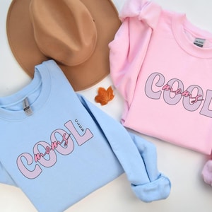 Retro Cool Mom Club Sweatshirt Geschenk für Frau oder neue Mama, Süßer Mama Pullover, Nachdenkliches Muttertagsgeschenk Mama Outfit, Geburtstagsgeschenk für Sie