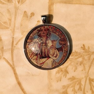Vintage style Art Nouveau glass domed pendant