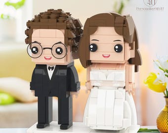 Custom Wedding Brick Figures – Personalized Bride & Groom Mini Figures – Wedding Gifts for Couples – Customizable Head Keepsake