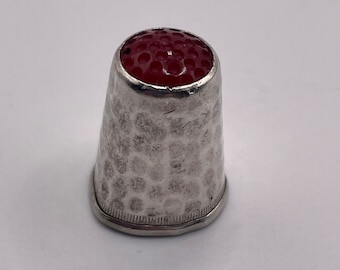 Vintage 830 silver plated small Norwegian Thimble, Carnelian top