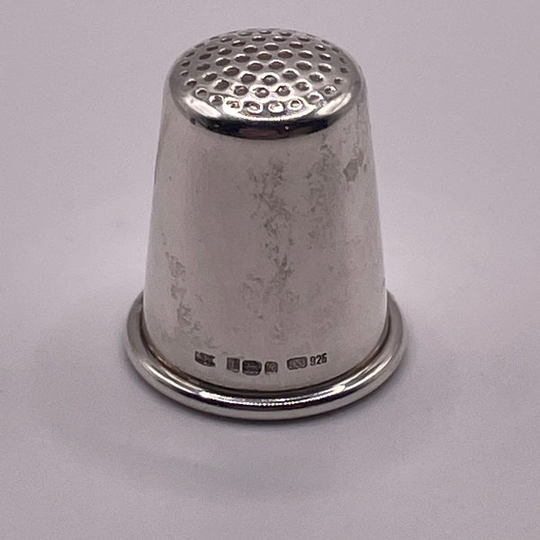 Vintage 925 silver Thimble, hallmarked 1991, Birmingham by M Kamin & Co