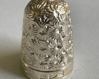 Antique Sterling Silver Thimble: 1890 Chester Hallmarked Charles Horner