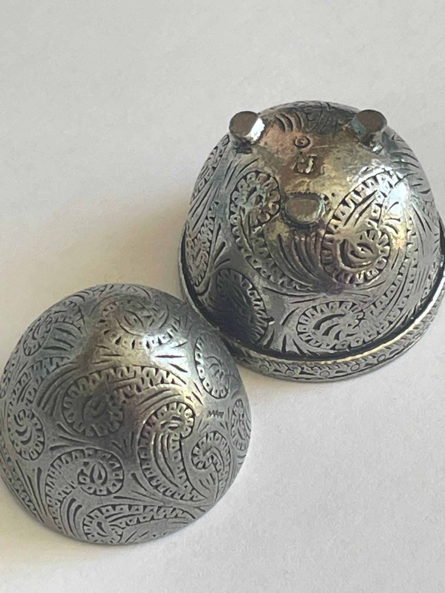 Beautiful Pewter A E Williams Vintage Egg Shaped Pin Cushion