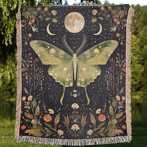 Luna Moth Woven Blanket, Cottagecore and Dark Academia Throw, Witchy Decor Tapestry for Goblincore Lovers, Moth and Moon Lover Gift