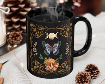 Caneca Cottagecore com Fases da Lua, Caneca de Café com Mariposa e Fases da Lua, Caneca Cottagecore com Mariposa, Presente para Amantes de Café, Caneca para Amantes da Lua, Caneca para Presente Cottagecore