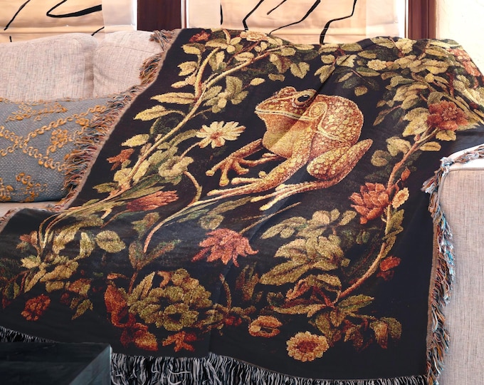 Botanical Frog Woven Blanket, Cottagecore Throw, Vintage Floral Frog Decor, Whimsical Nature Tapestry