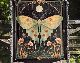 Witchy Luna Moth Woven Blanket, Cottagecore and Dark Academia Throw, Witchy Decor Tapestry for Goblincore Lovers, Moth and Moon Lover Gift