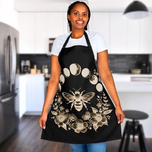 Cottagecore Bee Apron, Moon Phases Honeybee Apron, Gift for Mom Grandma, Artist Painter Crafter Apron, Dark Academia Gift, For Bee Lover