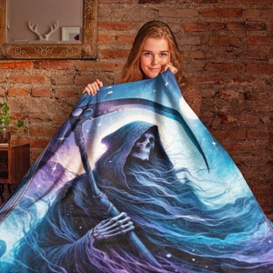 Coperta Reaper Tarot, coperta da strega Cottagecore, coperta regalo Astrologia Zodiaco, coperta gotica in peluche per neonati, regalo unico per lui o per lei