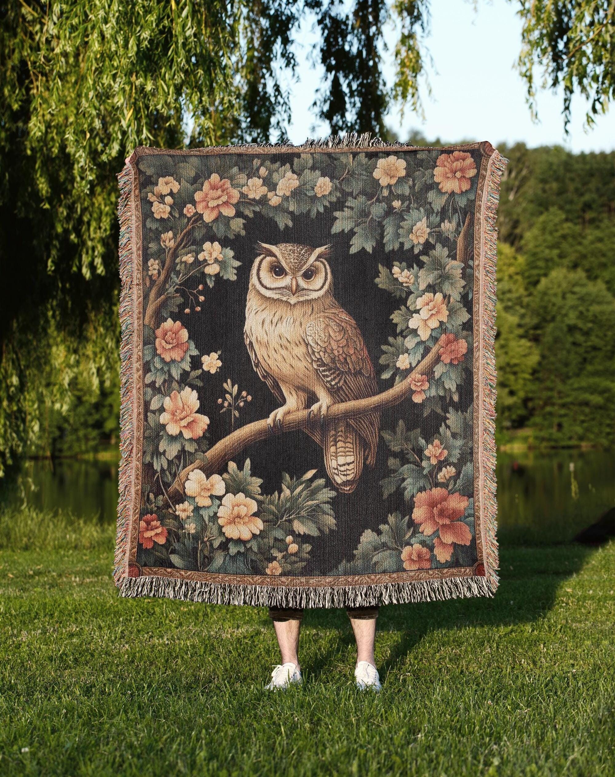 Horned Owl Woven Blanket, Bird Themed Kids Room Decor, Boho Owl Lover Gift Throw, Tapestry Gift for 