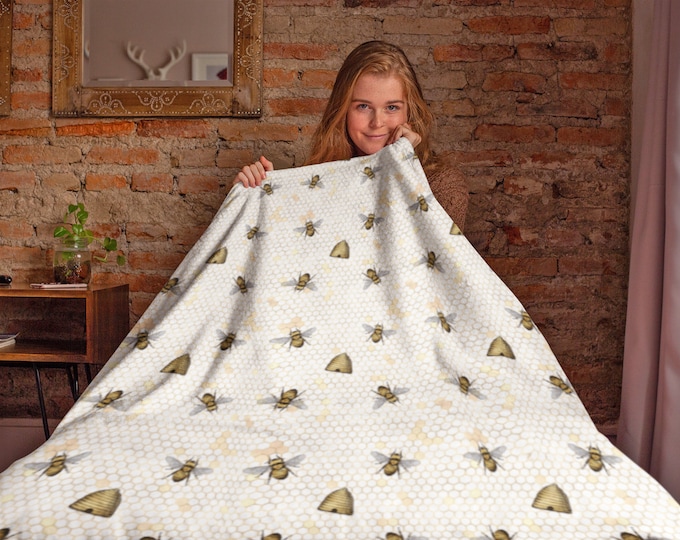 Bees Blanket, Baby Throw Blanket, Bee Fleece Blanket, Minky Girlfriend Blanket, Soft Kid Blanket, Bees Bee Hive Print, Bee Fan Gift for Her