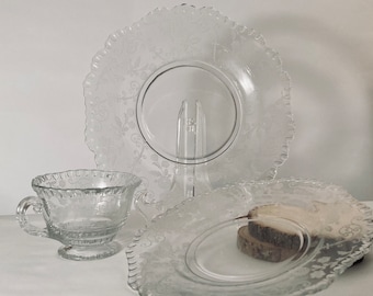 Vintage Elaine by Cambridge Floral Etched Salad Plates / Dessert Plates / Footed Cups